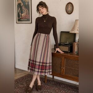 Vintage Wool Plaid Wrap Around Skirt A-Line Skirt in Red and Tan